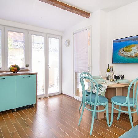 Apartman Dana Kastelir-Labinci Ngoại thất bức ảnh